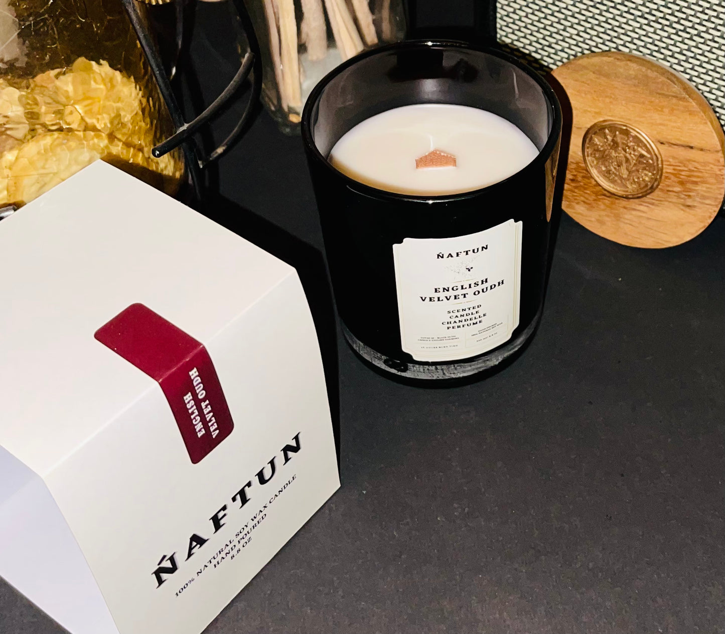 English Velvet Oudh